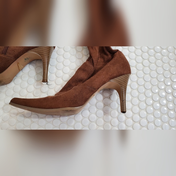Thigh high Faux Suede boots - Picture 5 of 5